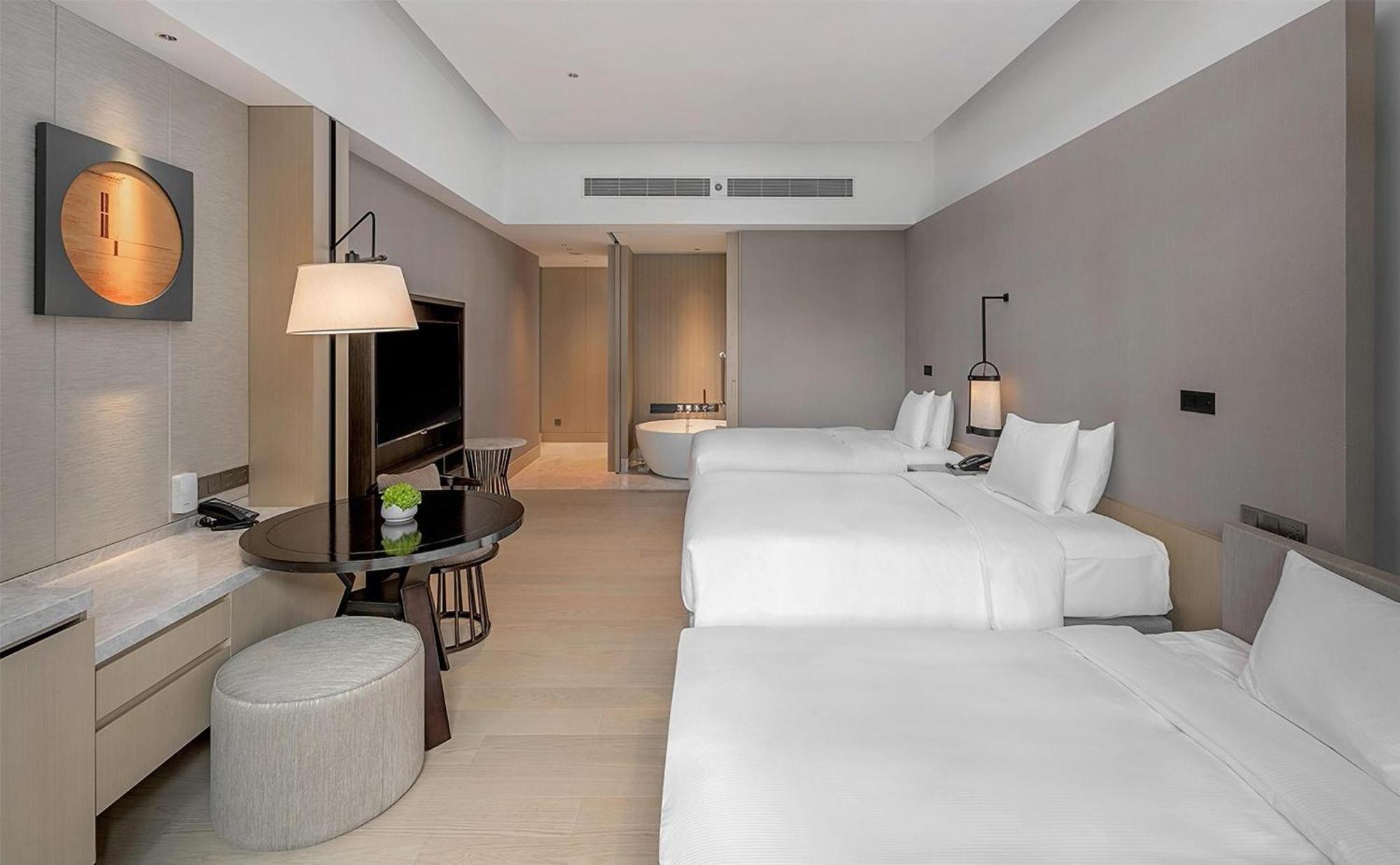 Hilton Shanghai Songjiang Guangfulin Екстер'єр фото